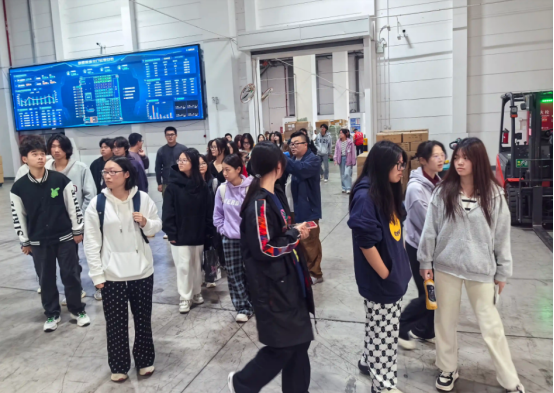 1763102227758516.png image.png